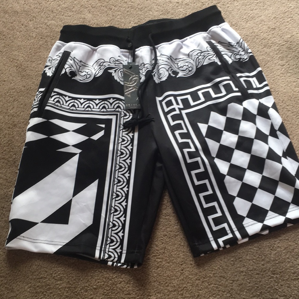 Wild Reason Black & White Geometric Hang Shorts